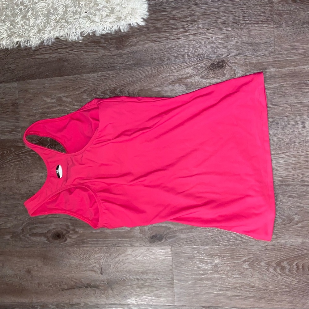Under Armour Tank - Picture 3 of 4